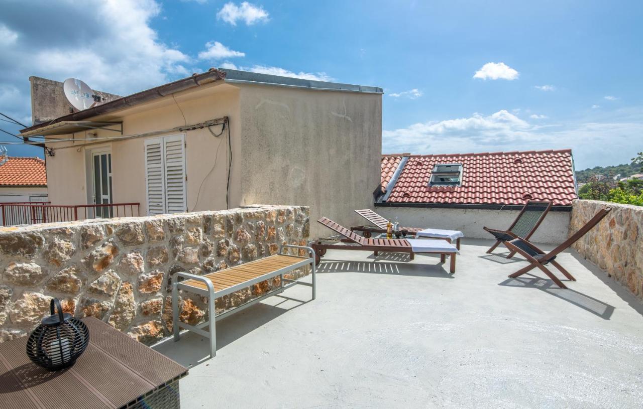 Stone House Knez Appartement Vrbnik Buitenkant foto